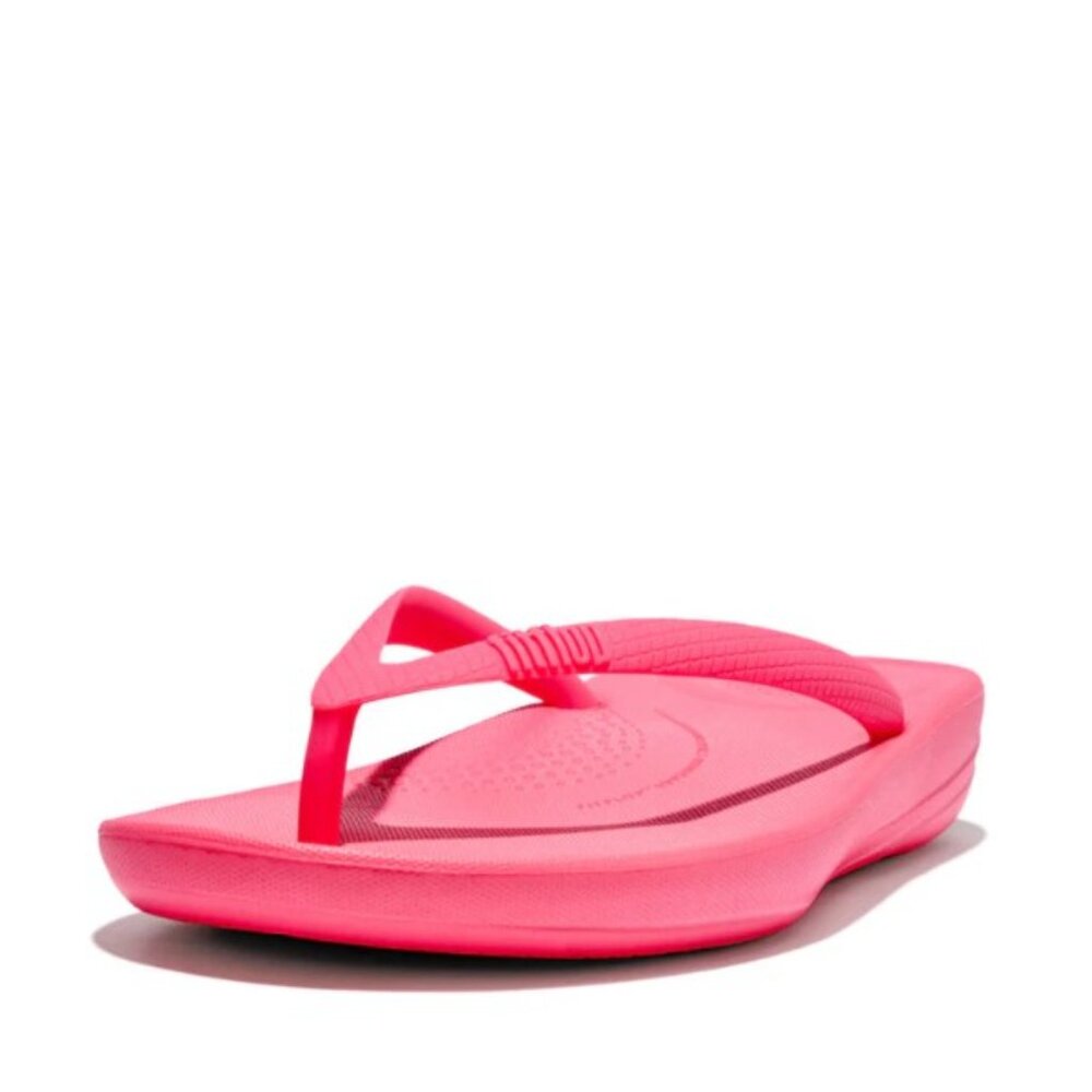 NWT Fitflop IQushion Flip Flops MSRP $38 Pop Pink